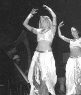Danzatrici del Raqs Sharqi